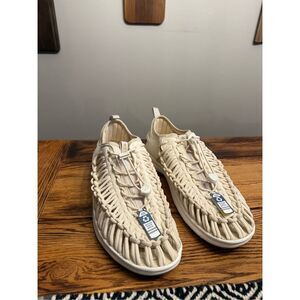 Keen Cream Uneek Round Toe Classic Two Cord Hiking Sports Sandals Size 9 NWOT